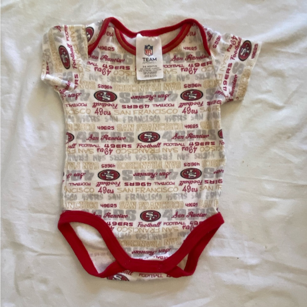 NFL San Francisco 49ers Allover Print Onesie 3-6 MonthsNF